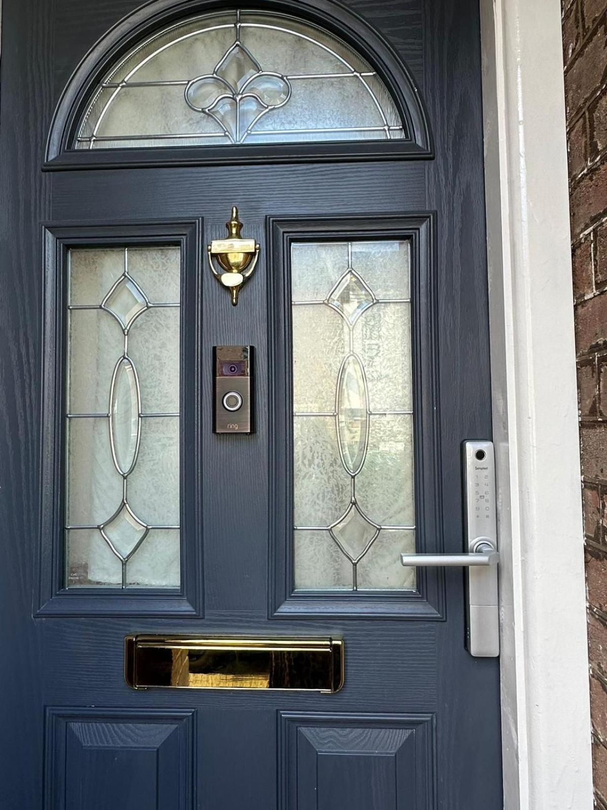 شقة Luton Town House Near Airport المظهر الخارجي الصورة